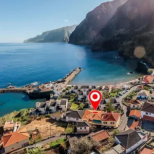 Nocleg ze śniadaniem Casa Videiras, Seixal (Madeira)